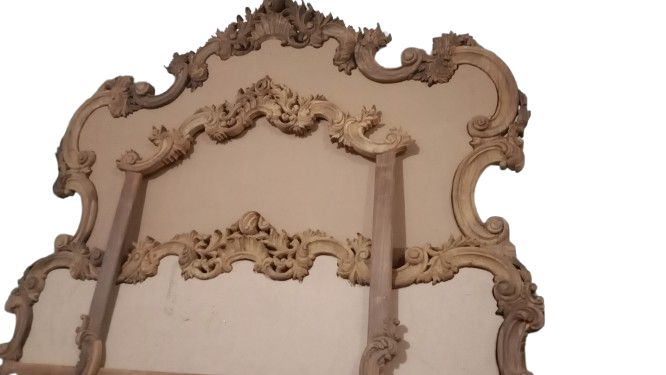 Royal Crown Carved Bed