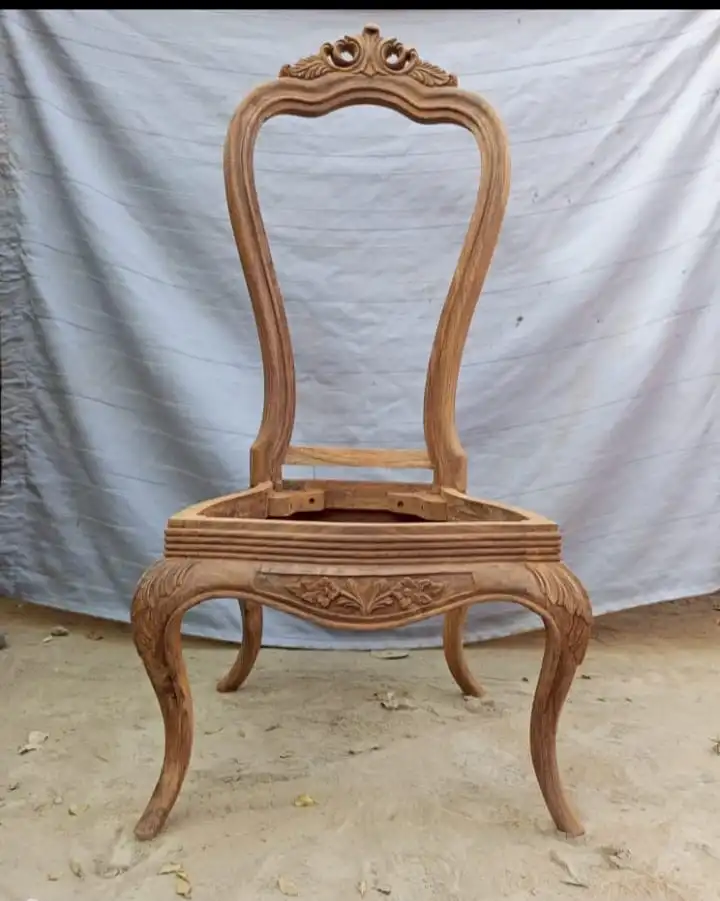 Traditional Royal Dining Chair